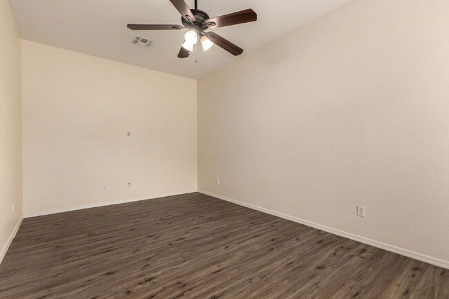 Building Photo - 4618 E Brilliant Sky Dr