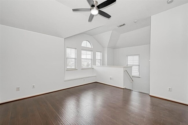 Building Photo - 14802 Dorray Ln