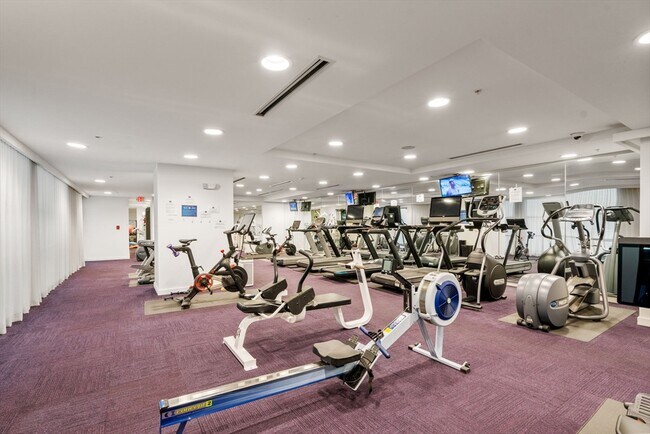 Building Photo - 42 8th St