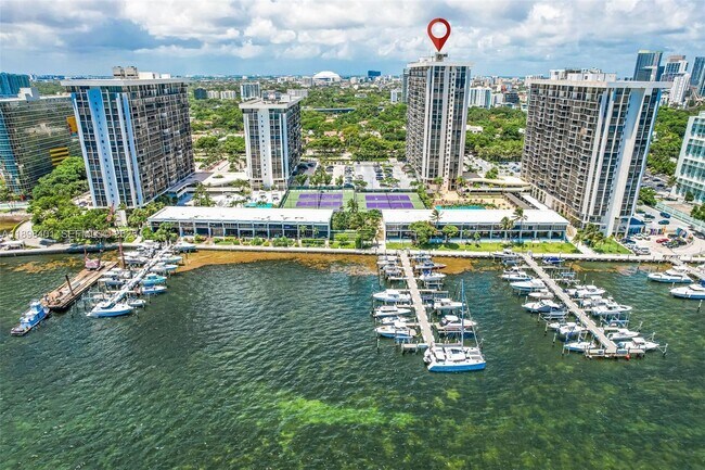 Building Photo - 1915 Brickell Ave
