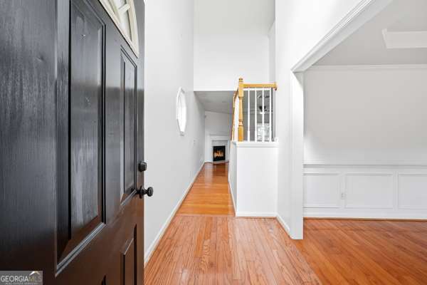 Building Photo - 4545 Parkview Walk Dr