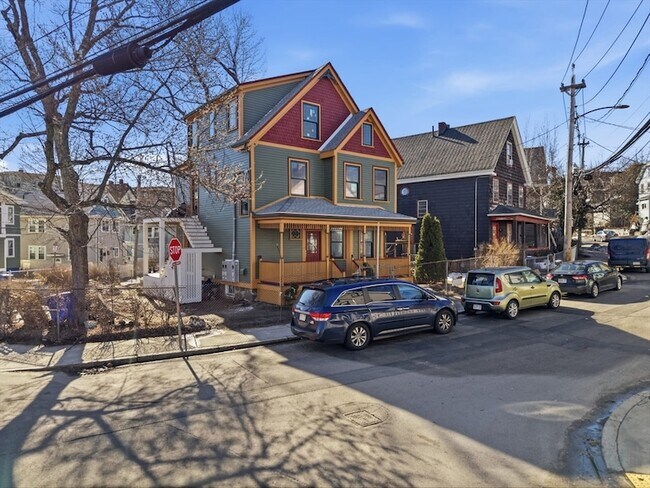 Building Photo - 23 Gay Head St