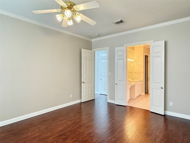 Building Photo - 4707 Gladesdale Park Ln