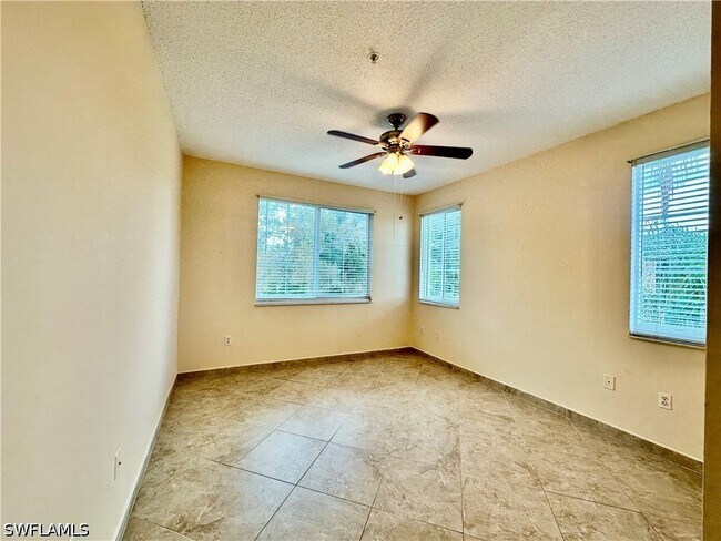 Building Photo - 1230 Reserve Way