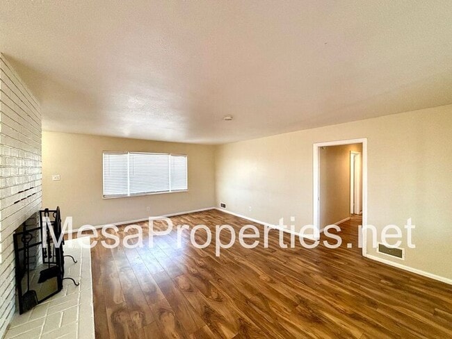 Building Photo - 15090 Acoma Rd
