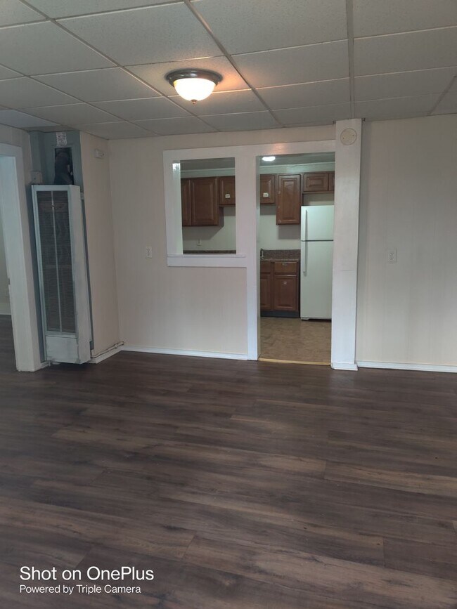 Building Photo - Gilbert Ave