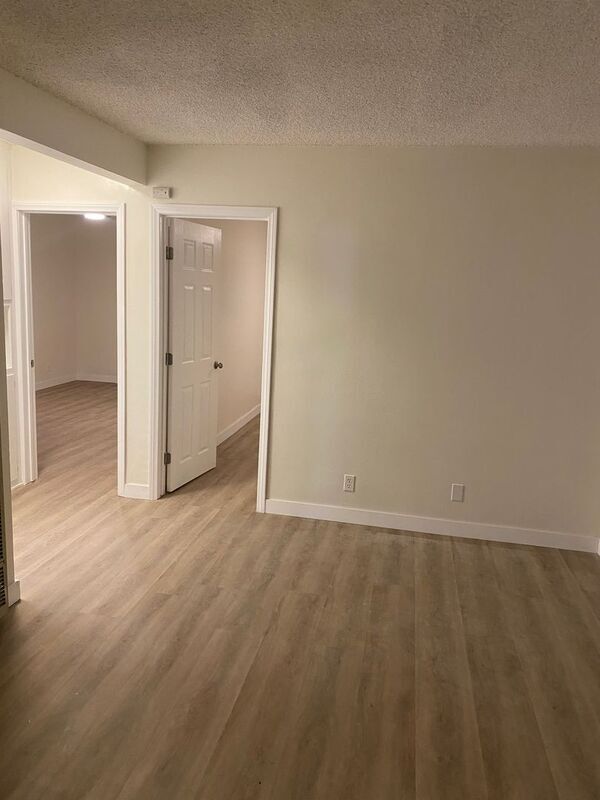 Building Photo - 1642 259th Pl