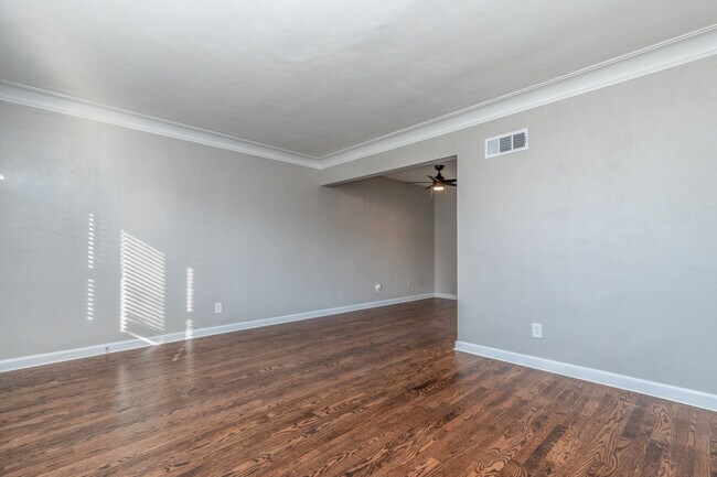 Building Photo - 6061 Potomac St