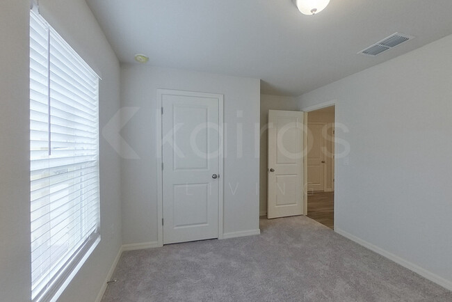 Building Photo - 7159 Meroni Blvd