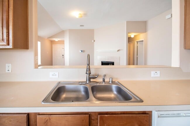 Building Photo - 16127 Imperial Forest Ln