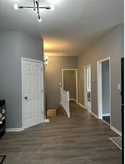 Building Photo - 6444 S Eberhart Ave