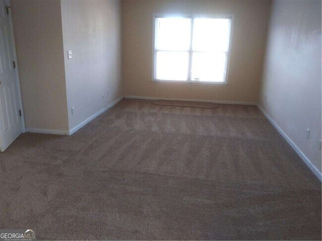 Building Photo - 2809 Driftwood Ct
