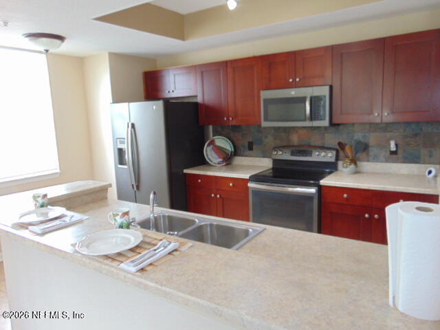 Building Photo - 3938 Hendricks Ave