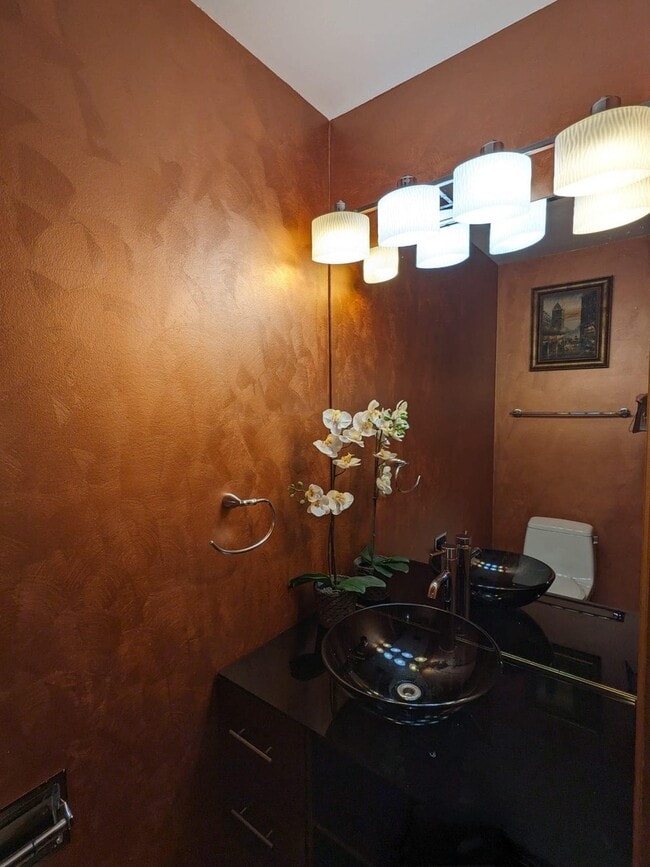 Building Photo - 604 Marseilles Cir