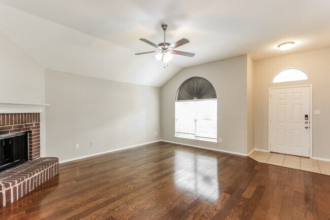 Building Photo - 1009 Crooked Creek Ct