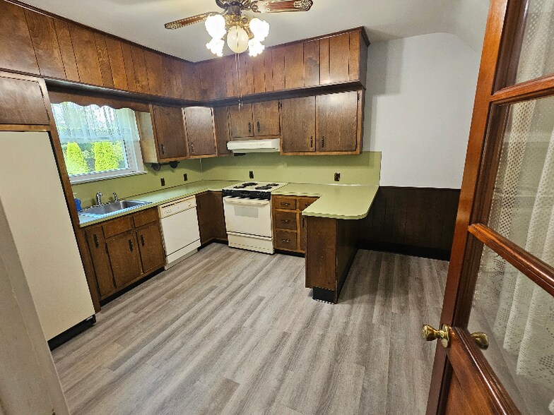 Primary Photo - 309 N 5th Ave