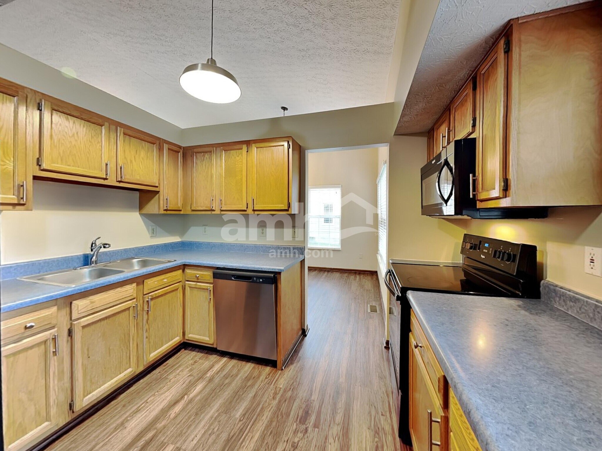 Building Photo - 2545 Willowgate Rd