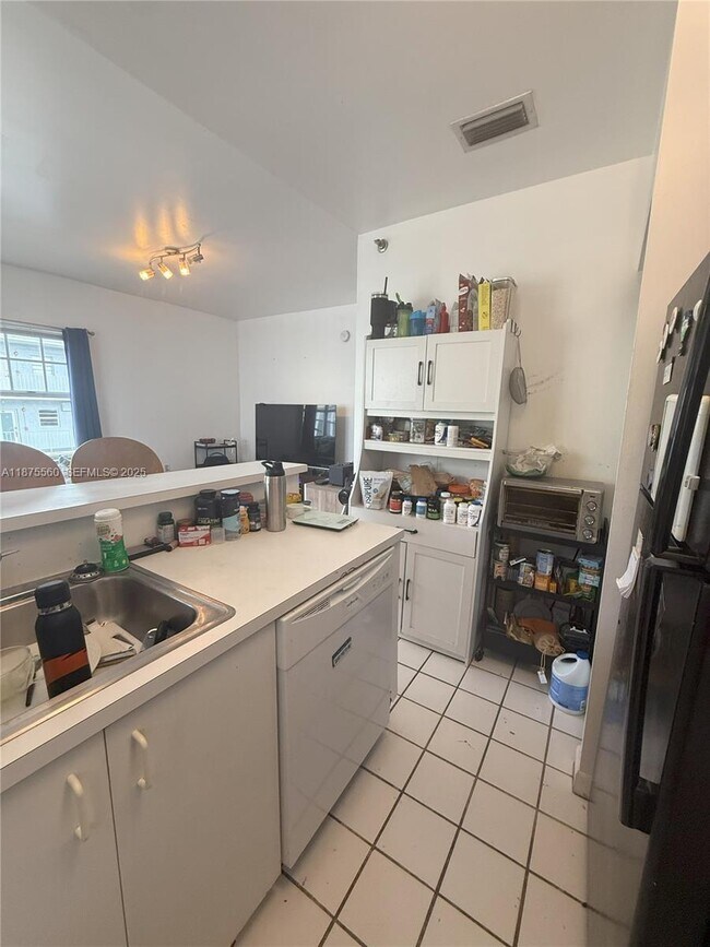 Building Photo - 1255 Pennsylvania Ave