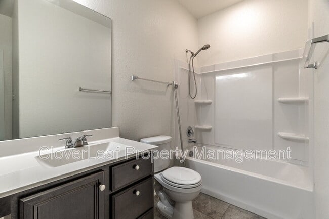 Building Photo - 693 Pond Springs