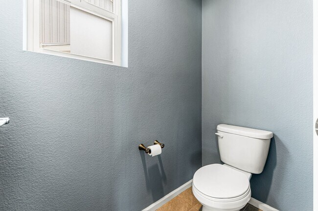 Building Photo - Amazing 2 story in Banning Lewis Ranch
