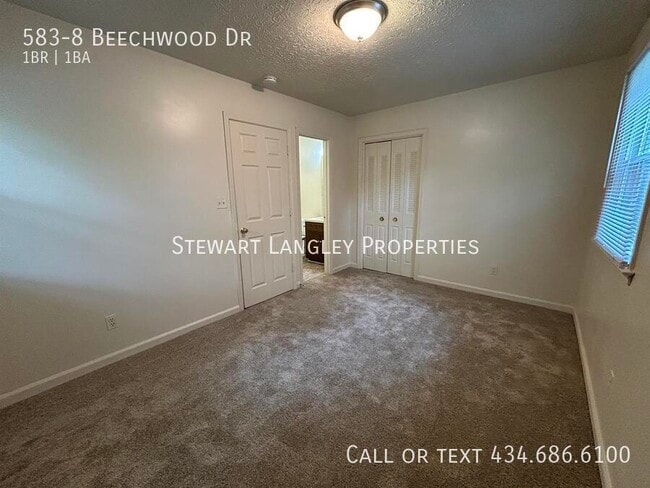Building Photo - 583 Beechwood Dr