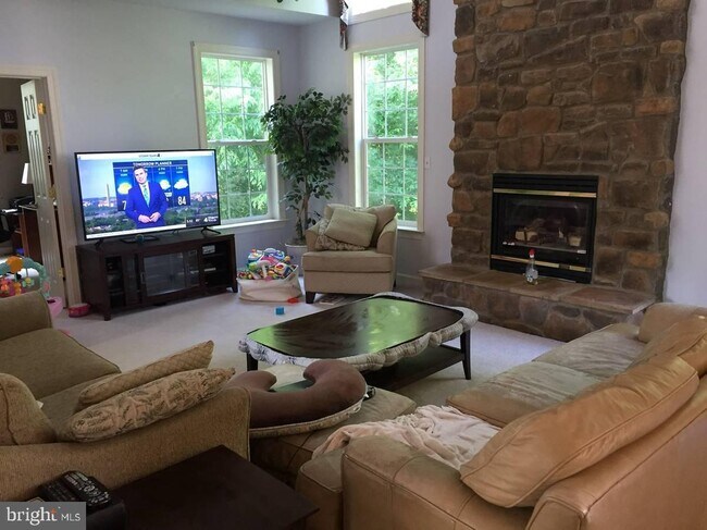 Building Photo - 7803 Thornfield Ct