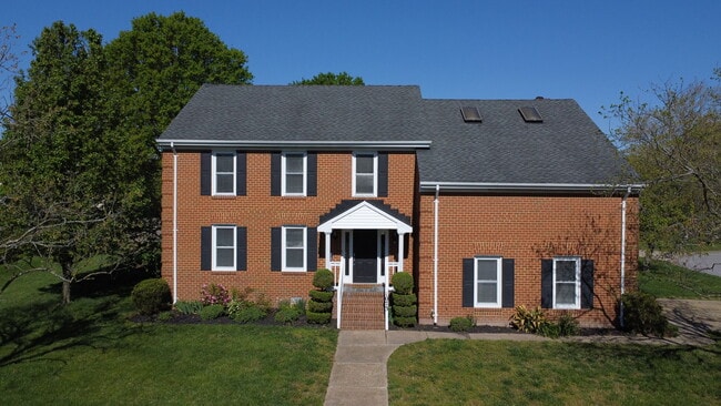 Building Photo - 1073 Heatherwood Dr