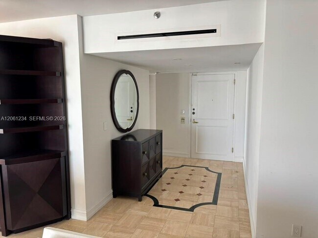 Building Photo - 19355 Turnberry Way