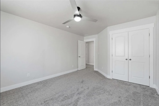 Building Photo - Available now!! 7 Bedroom/3.2 Bathroom home in Lehi