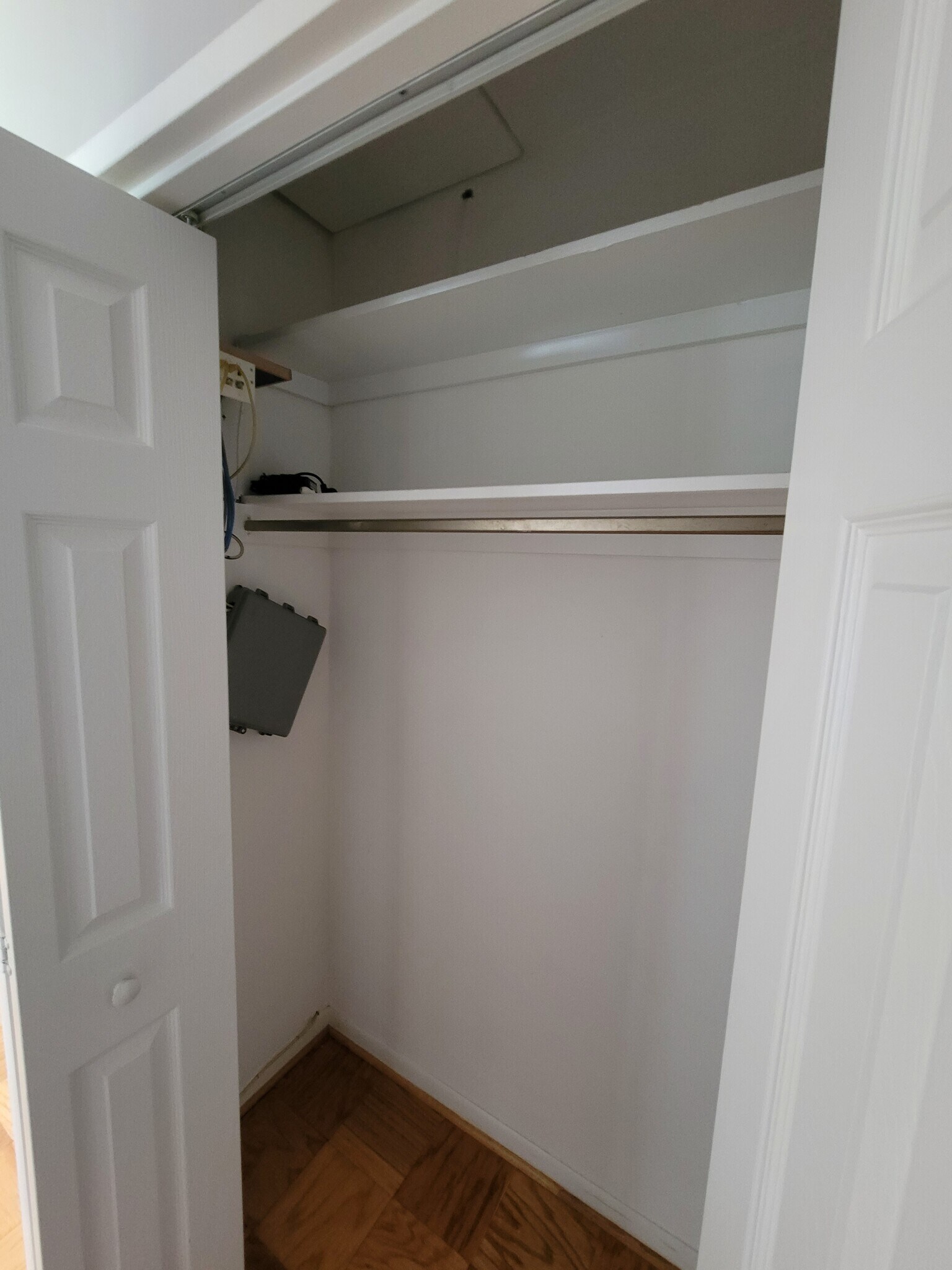 Building Photo - 4390 LORCOM Ln