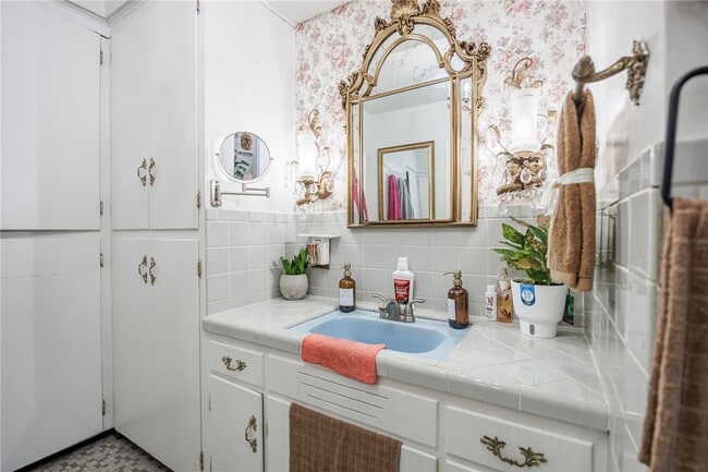 Building Photo - 981 Latta Rd