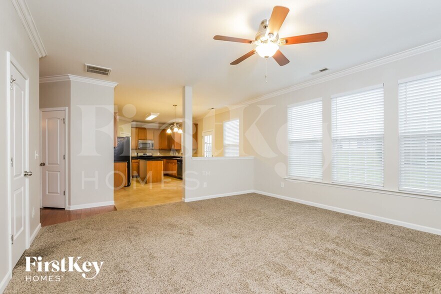 Building Photo - 477 Shady Grove Ct