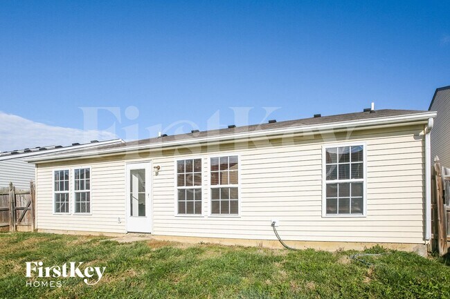 Building Photo - 10913 Miller Dr