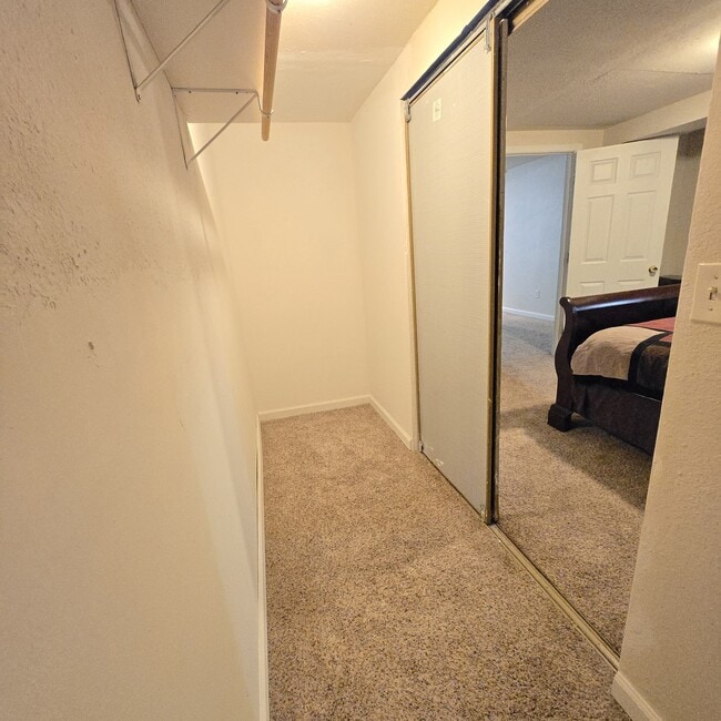 Building Photo - 4562 Gavin Woods Ct