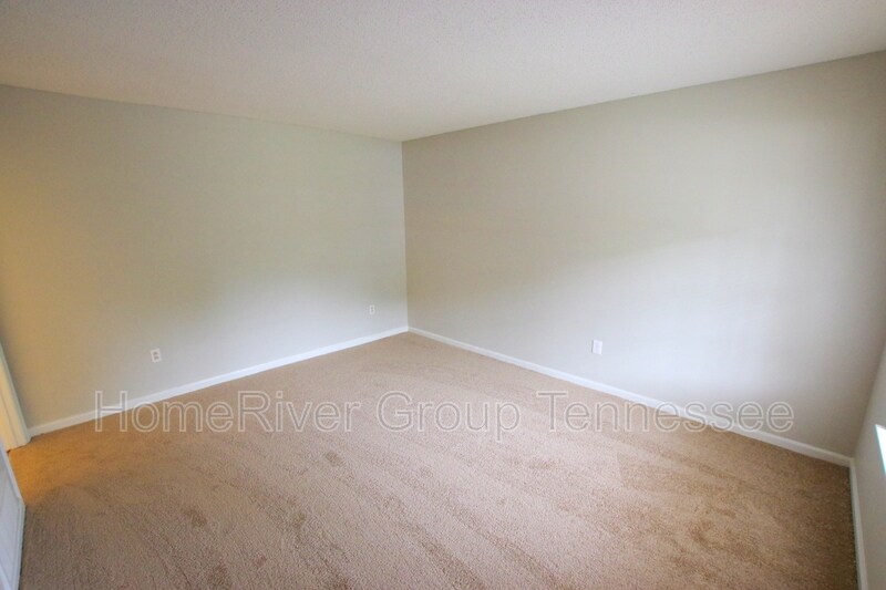 Building Photo - 4614 Pembine Dr