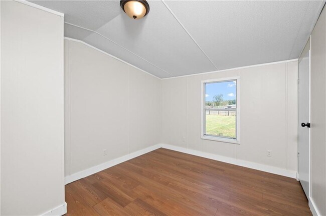 Building Photo - 16962 Lea Cir