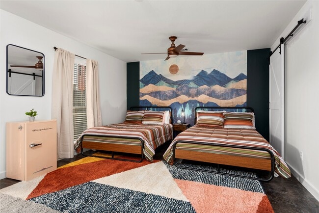 Building Photo - 2914 Commerce St