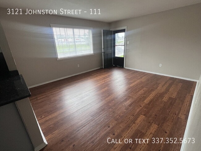 Building Photo - 3121 Johnston St