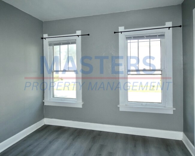 Building Photo - 1702 Hurd St