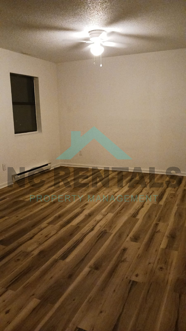 Building Photo - Cozy 1 bedroom 1 bathroom located in Winst...