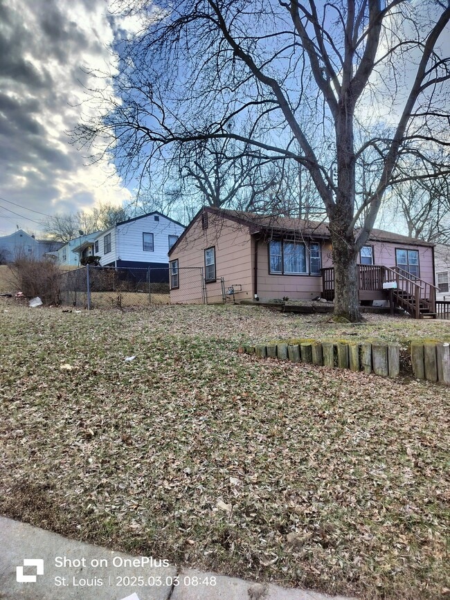 Building Photo - 5640 Sapphire Ave