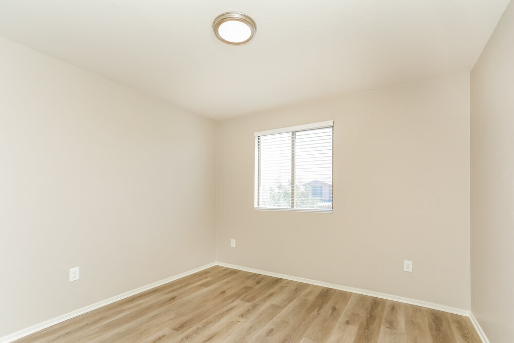 Building Photo - 11881 W Heyburn Dr