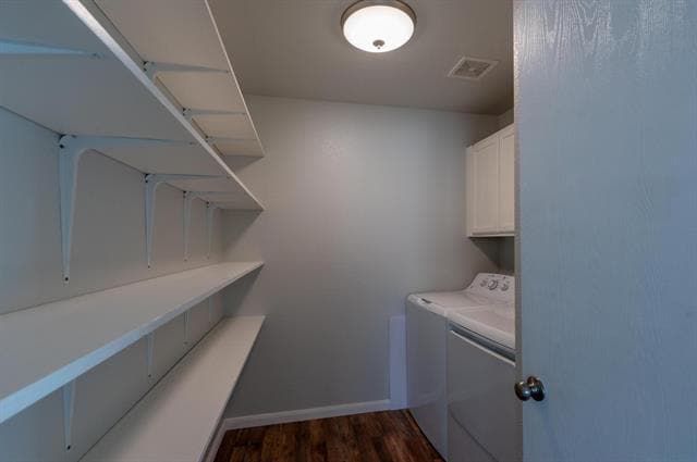 Building Photo - 1705 Willow Way