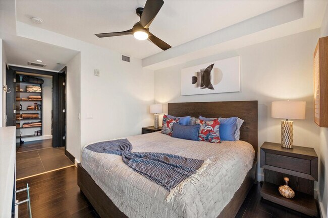 Building Photo - 4422 N 75th St