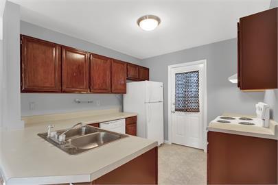 Building Photo - 102 N Caroline Pl