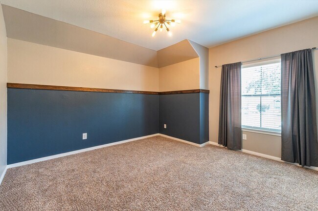 Building Photo - 3517 Oak Landing