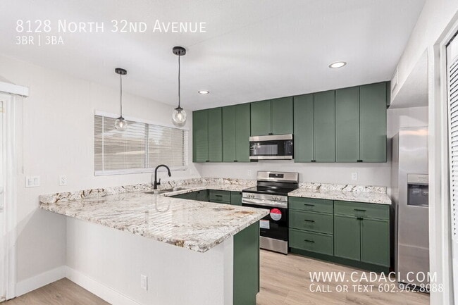 Building Photo - 8128 N 32nd Ave