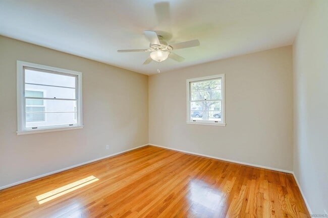 Building Photo - 719 I Ave