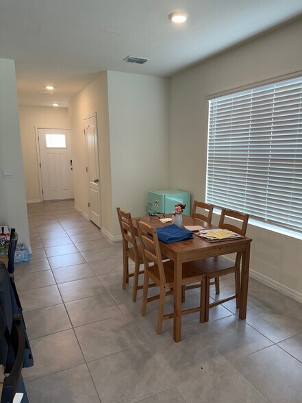 Building Photo - 1 Bella Lago Cir