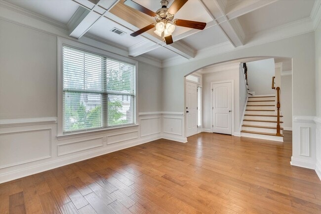 Building Photo - 226 Sandleton Way